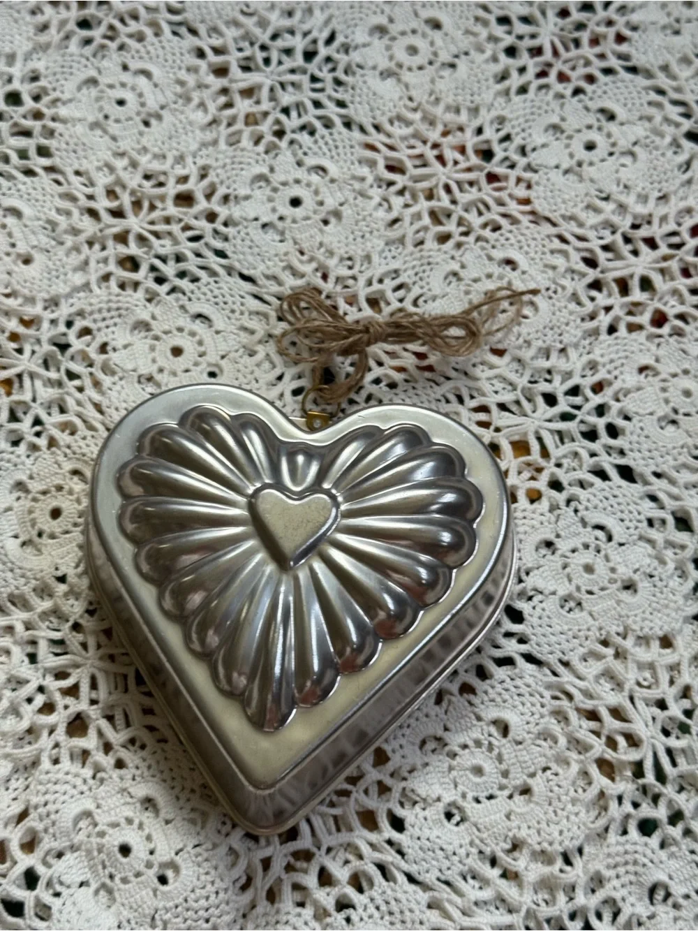 Vintage Silver Heart-Shaped Decorative Tin